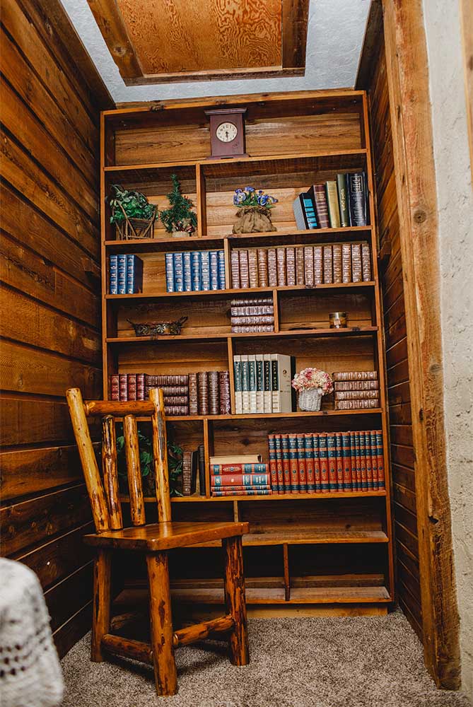 Bookcase in the Homestead room.